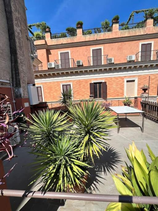 Campo De' Fiori Rooftop Apartment Rome Exterior photo